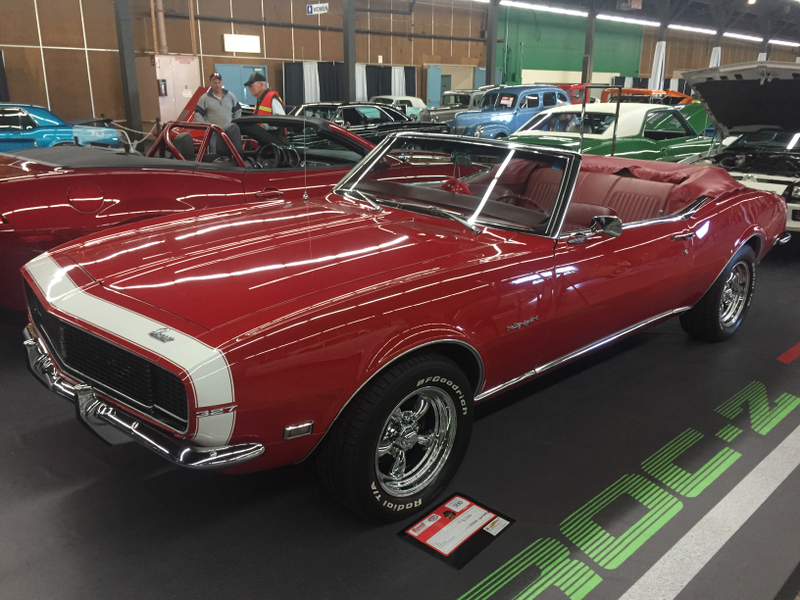 Illustration for article titled Columbia River Camaro Club - 60th Annual Portland Roadster Show Display
